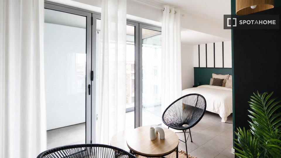 Chambre double Paris, 4 chambres — photo 26