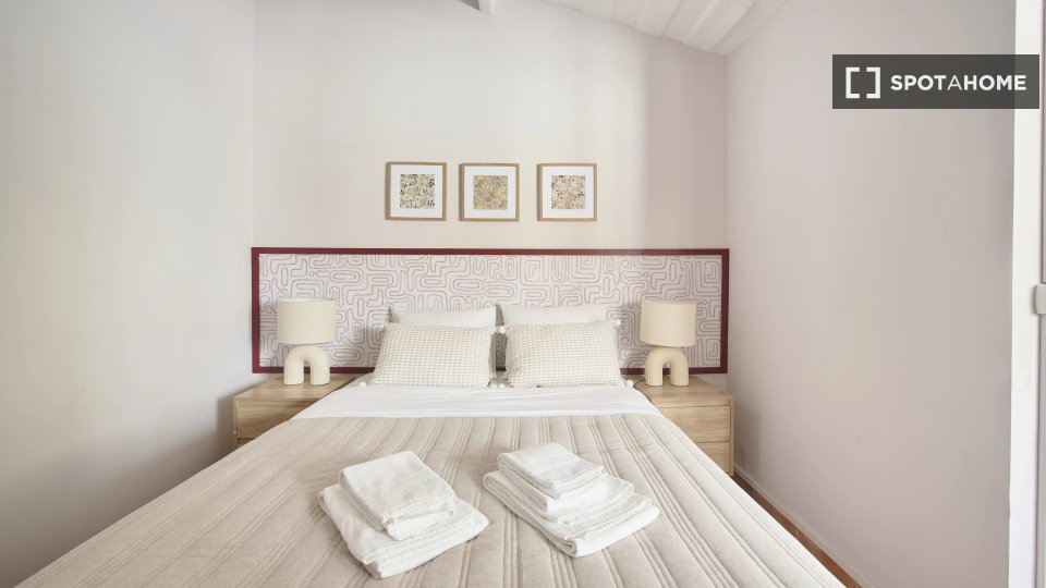 Apartment Lisbon, 1 bed — photo 15