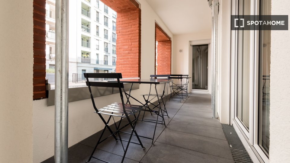 Double room Frankfurt, 4 beds, 81m² — photo 13