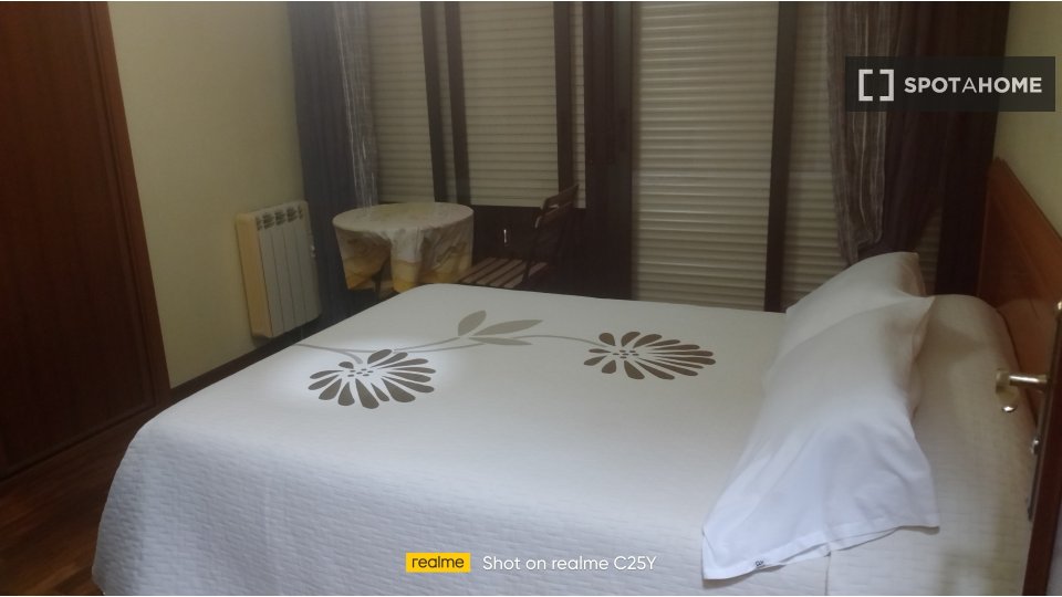 Double room Vigo, 3 beds, 65m² — photo 13