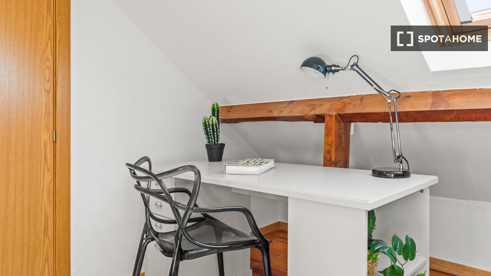 Double room Lisbon, 8 beds — photo 31