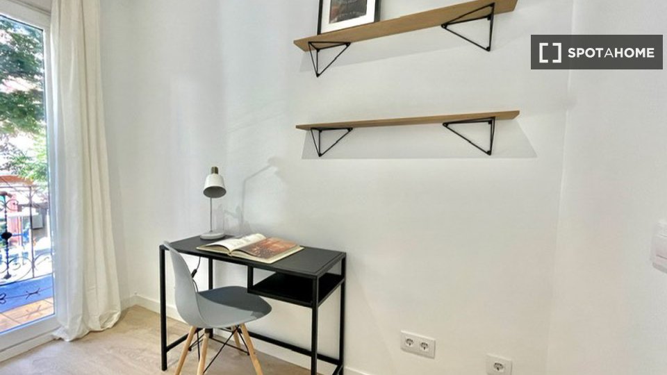Double room Madrid, 18 beds — photo 6