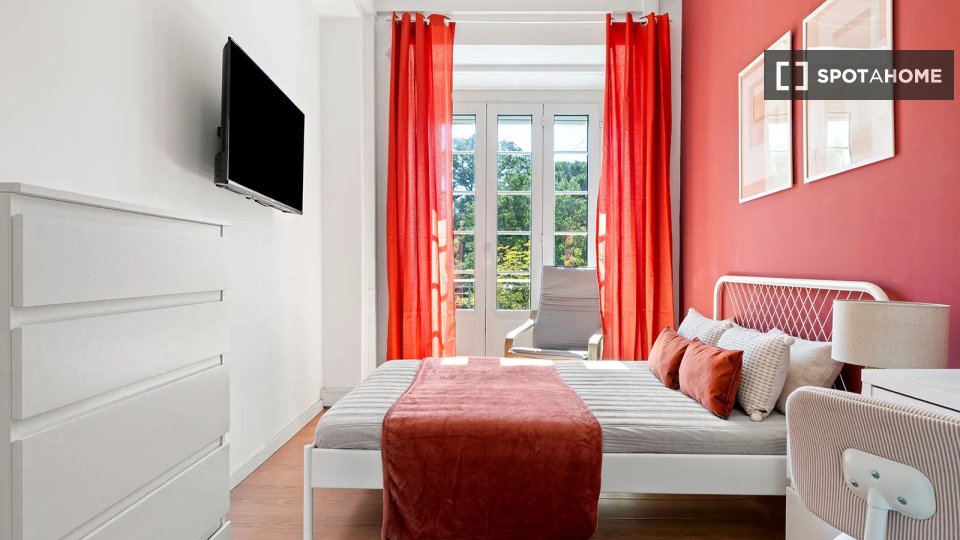 Double room Lisbon, 10 beds — photo 1