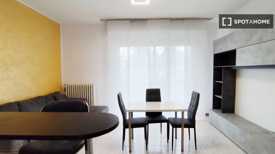 Double room Milan, 3 beds, 118m² — photo 3