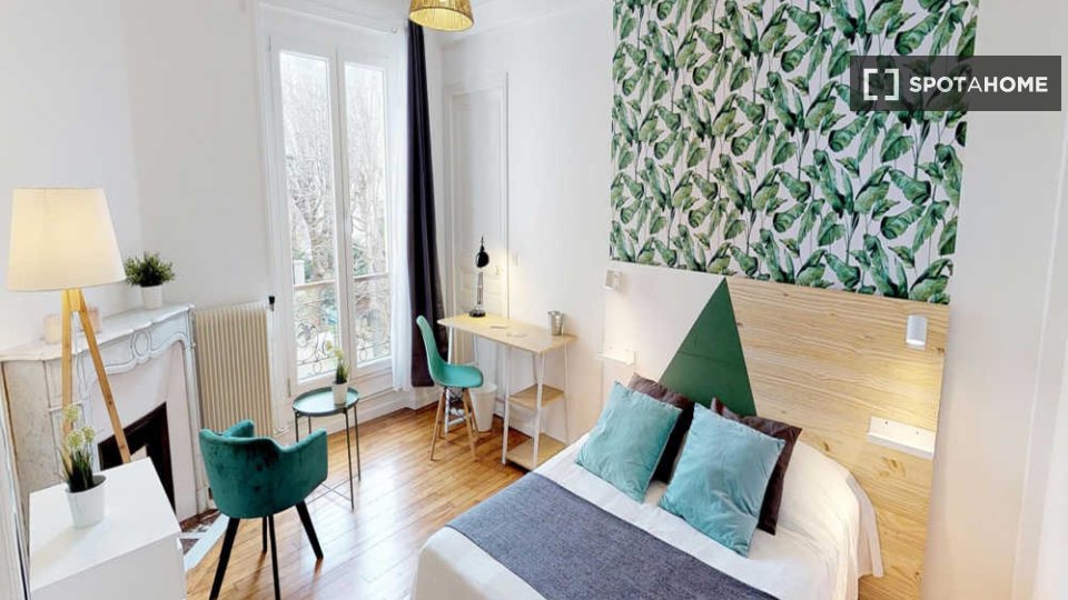 Double room Paris, 4 beds, 100m² — photo 1