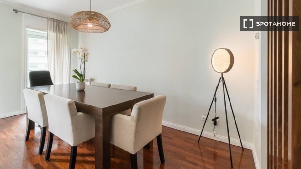 Apartment Porto, 1 bed, 75m² — photo 13