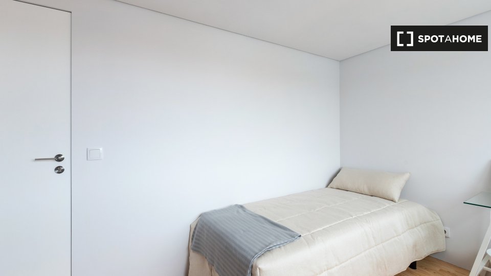 Double room Porto, 9 beds — photo 2