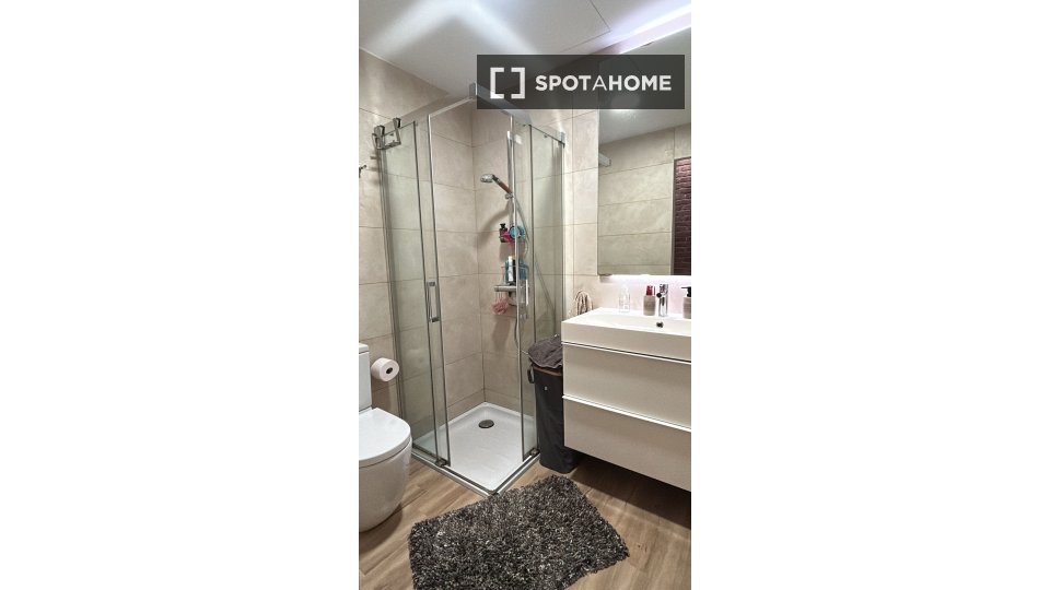 Apartment mono Barcelona, 85m² — photo 4
