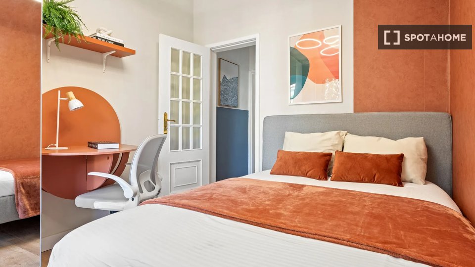 Double room Lisbon, 5 beds — photo 14