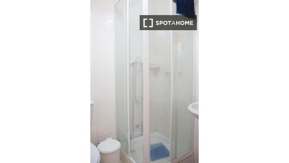 Double room Porto, 5 beds, 100m² — photo 5