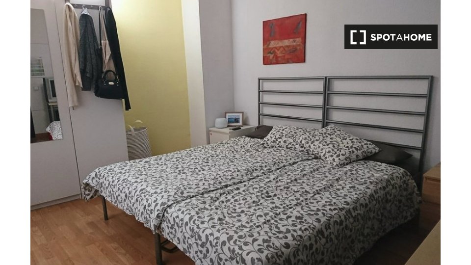 Double room Barcelona, 1 bed — photo 1