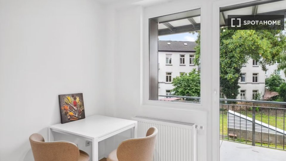 Double room Hamburg, 2 beds, 43m² — photo 18