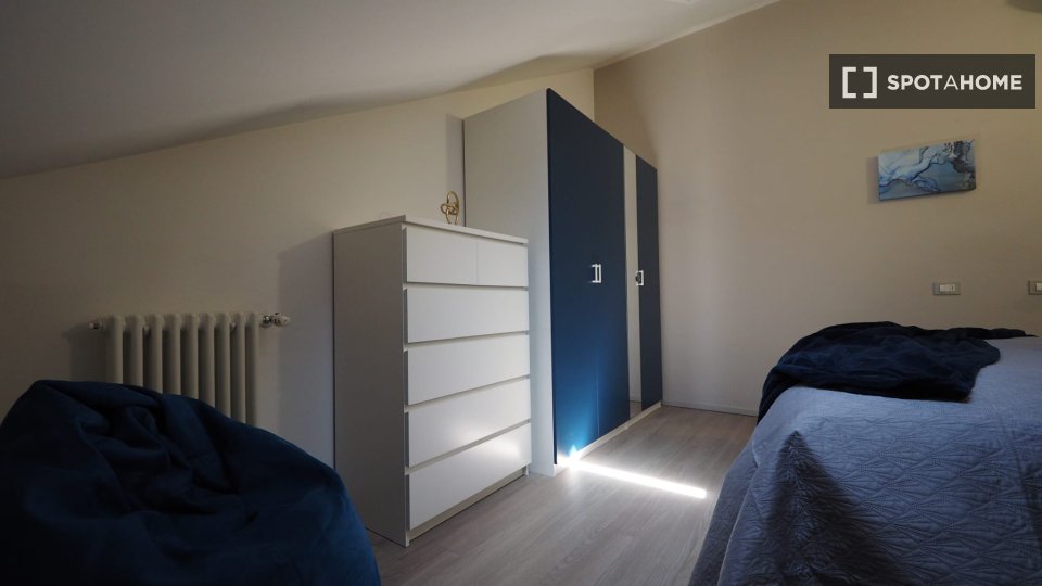 Double room Turin, 2 beds — photo 12