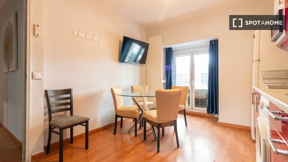 Apartment Madrid, 2 beds, 70m² — photo 4