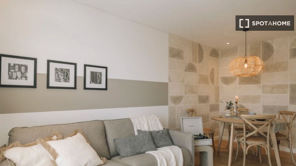 Apartment Lisbon, 1 bed — photo 2