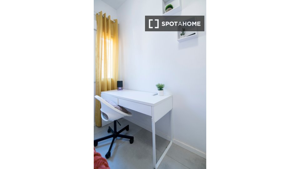 Camera doppia Valencia, 3 camere, 65m² — foto 40