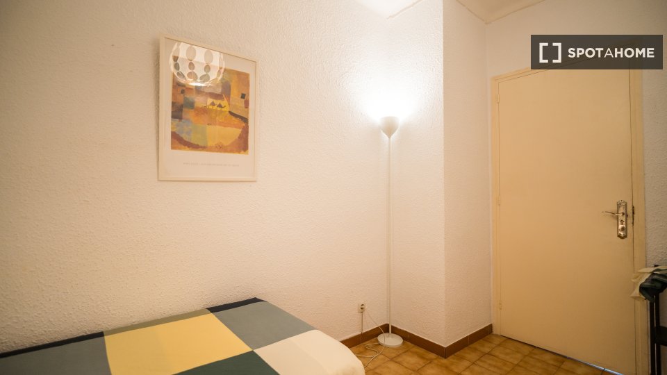 Double room Barcelona, 8 beds — photo 15