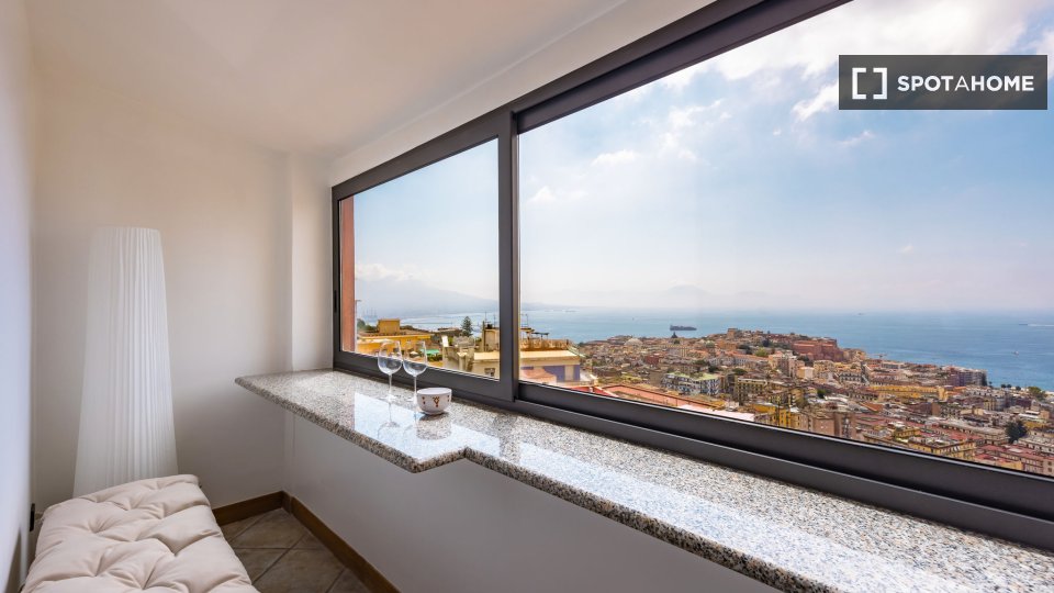 Apartment Naples, 1 bed, 80m² — photo 1
