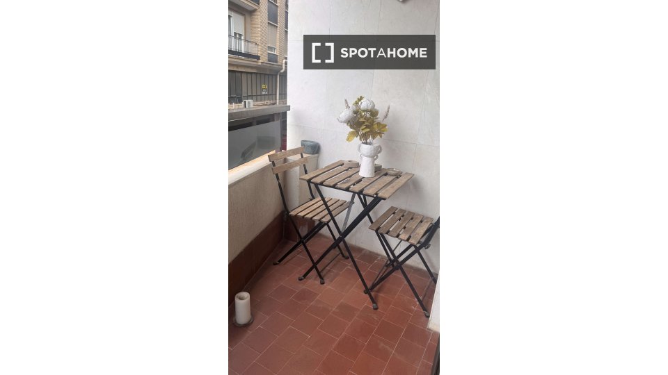 Double room Valencia, 5 beds, 150m² — photo 29