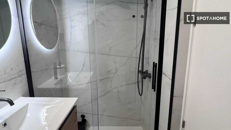 Habitación en piso compartido en Granada