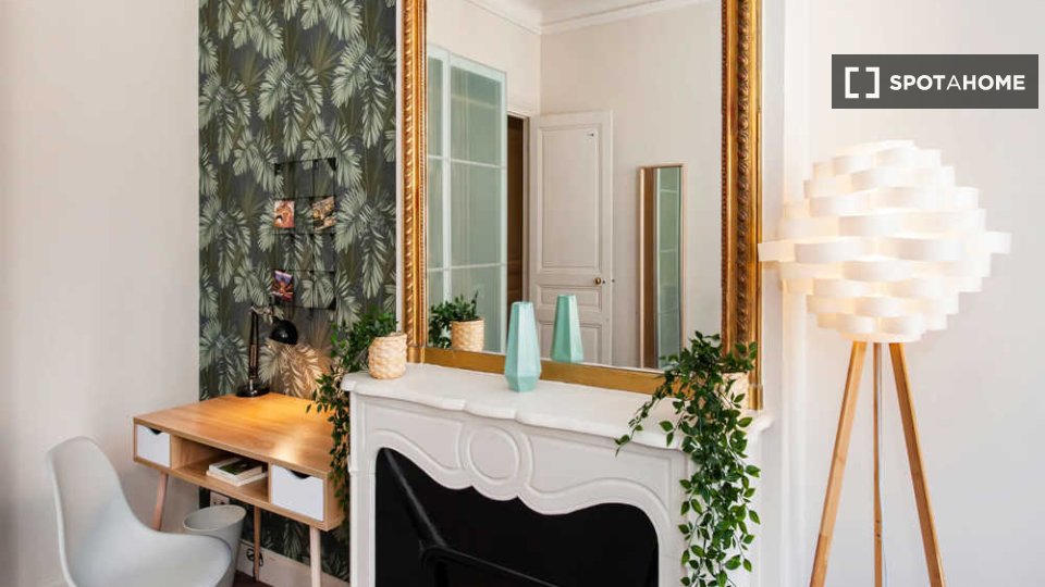 Double room Paris, 7 beds, 220m² — photo 25