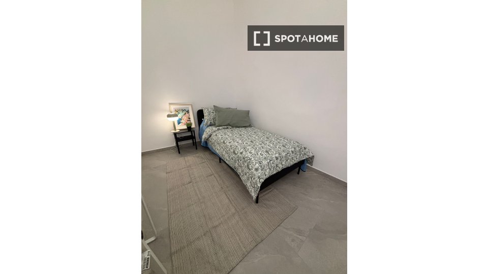 Double room Naples, 4 beds — photo 1