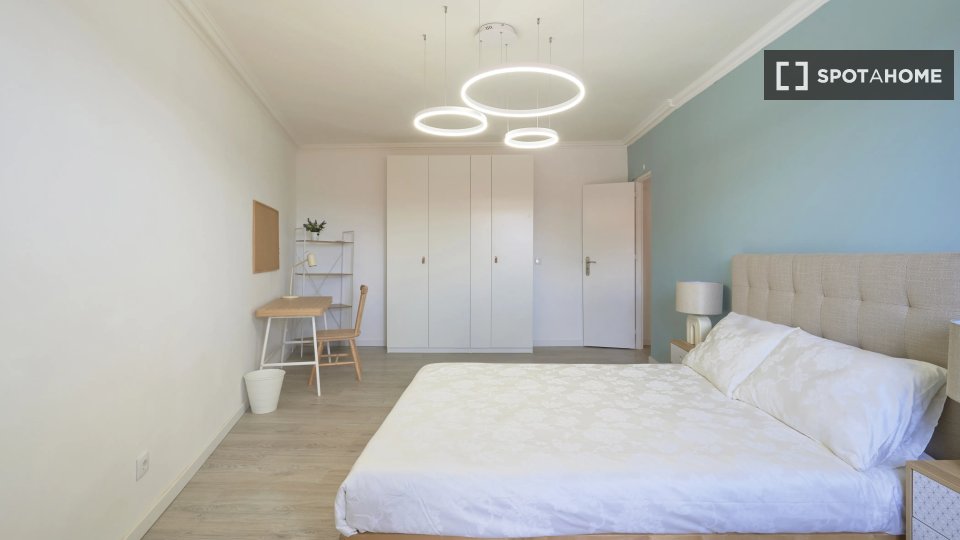 Double room Lisbon, 11 beds — photo 4