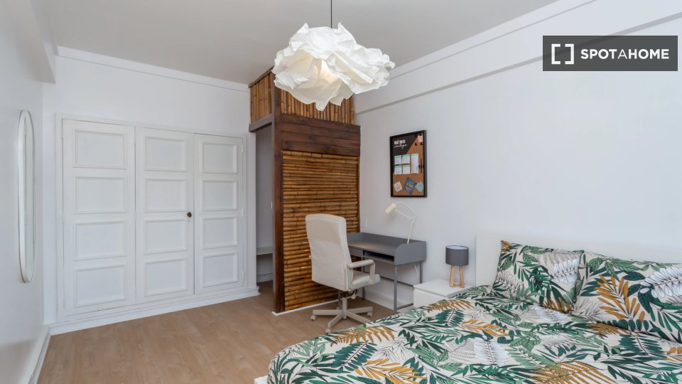 Double room Lisbon, 10 beds — photo 2