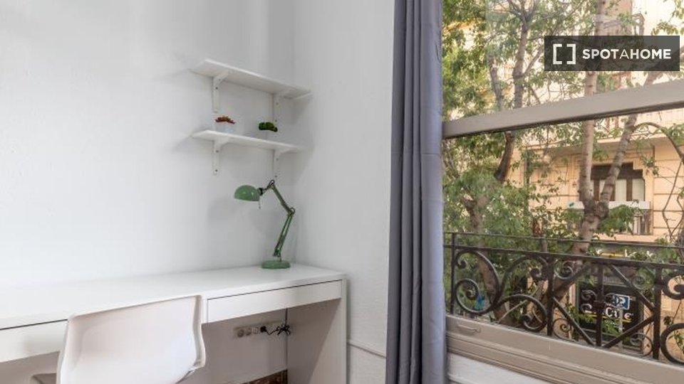 Habitación doble Valencia, 8 habitaciones — foto 9