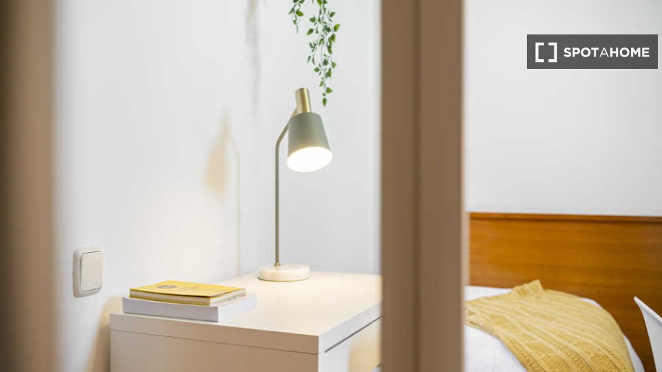 Double room Madrid, 12 beds — photo 62