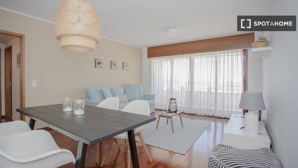 Apartment Porto, 1 bed, 55m² — photo 13