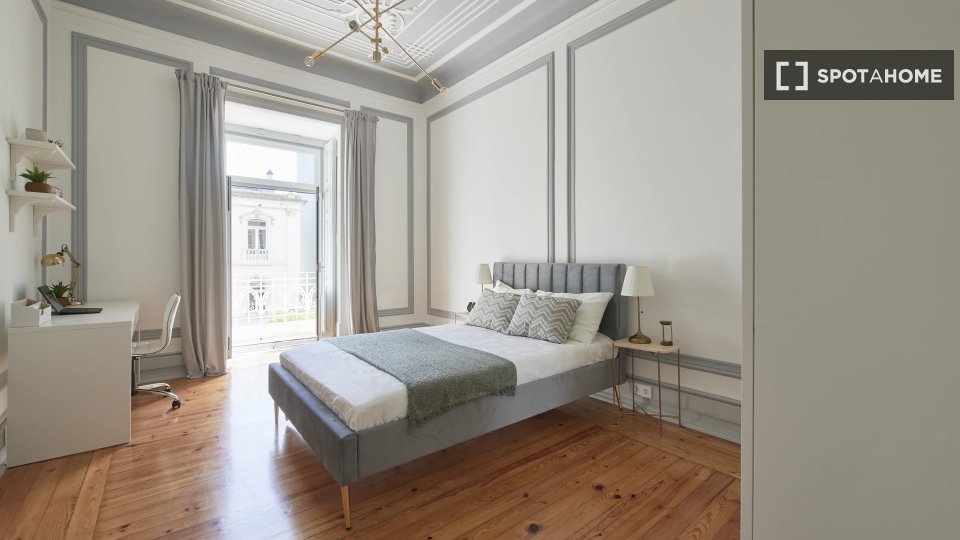 Double room Lisbon, 10 beds — photo 1