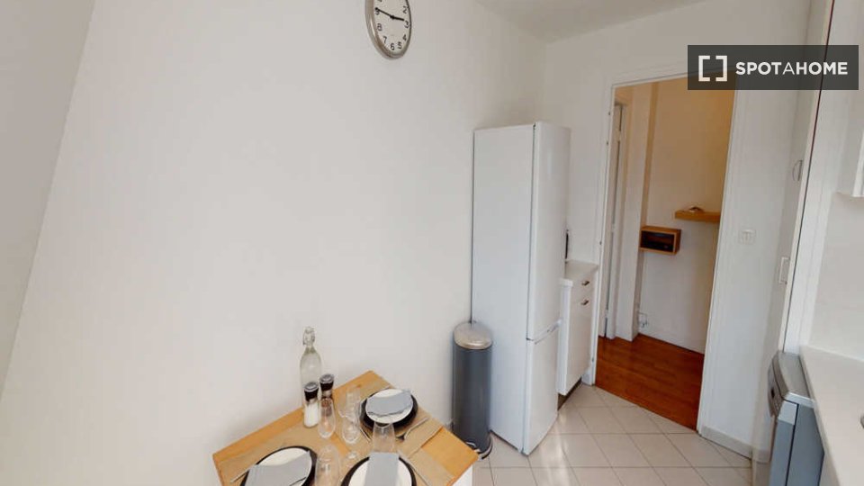 Double room Paris, 4 beds, 80m² — photo 6