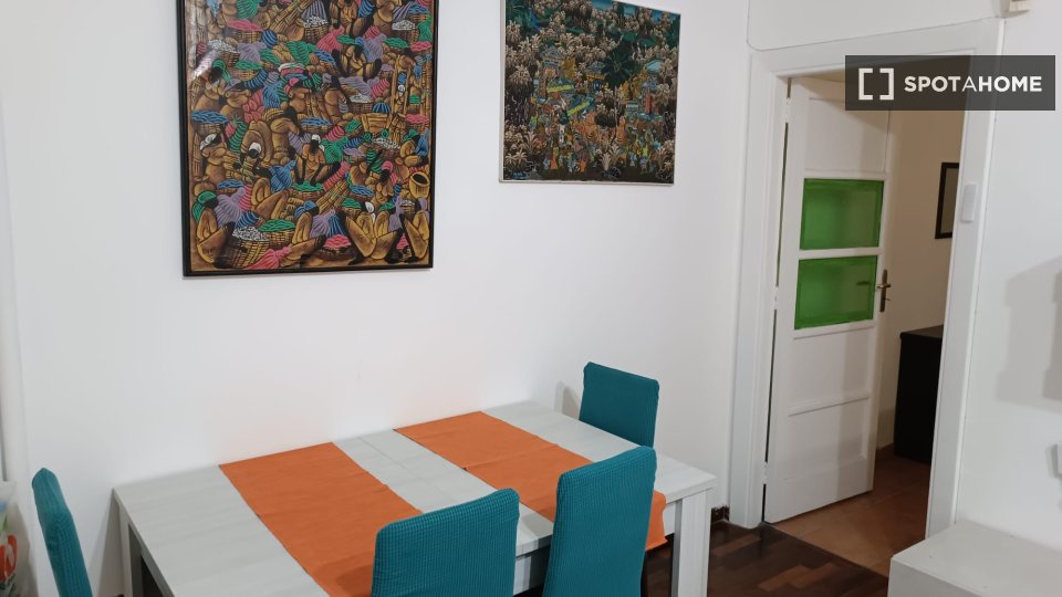 Double room Naples, 2 beds — photo 6