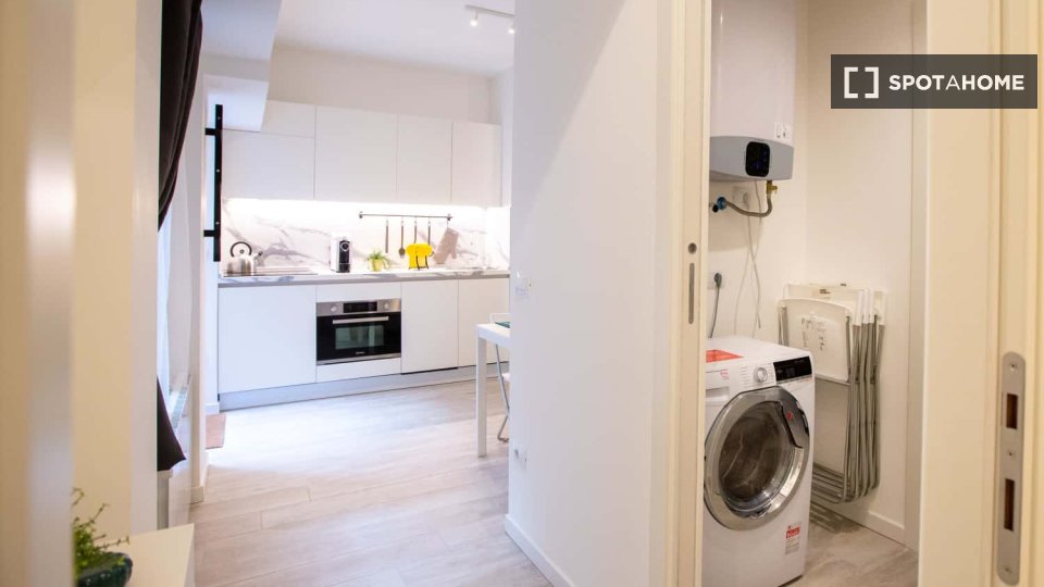Apartment Milan, 1 bed — photo 14