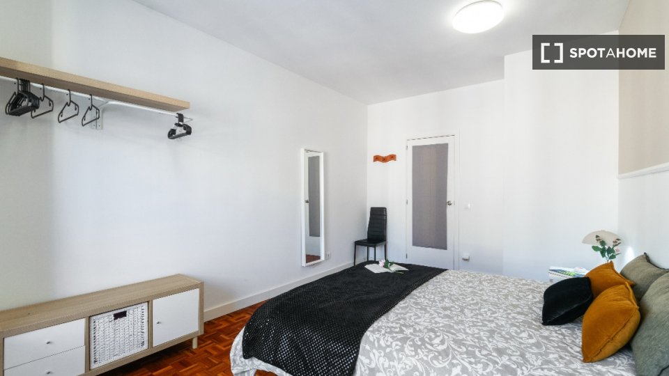 Camera doppia Barcellona, 4 camere, 100m² — foto 63
