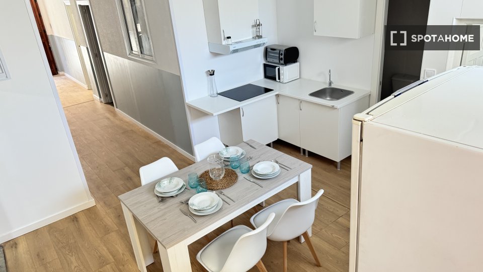 Apartment Murcia, 4 beds, 120m² — photo 5