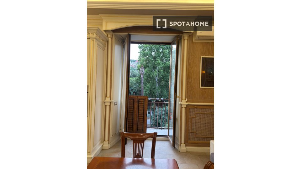 Apartment Naples, 5 beds — photo 6