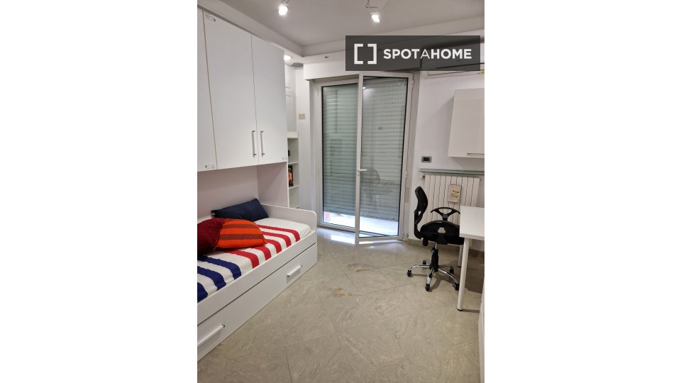 Chambre double Turin, 5 chambres, 136m² — photo 10