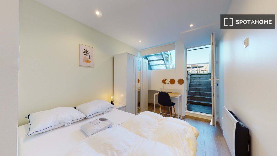 Double room Paris, 7 beds — photo 9
