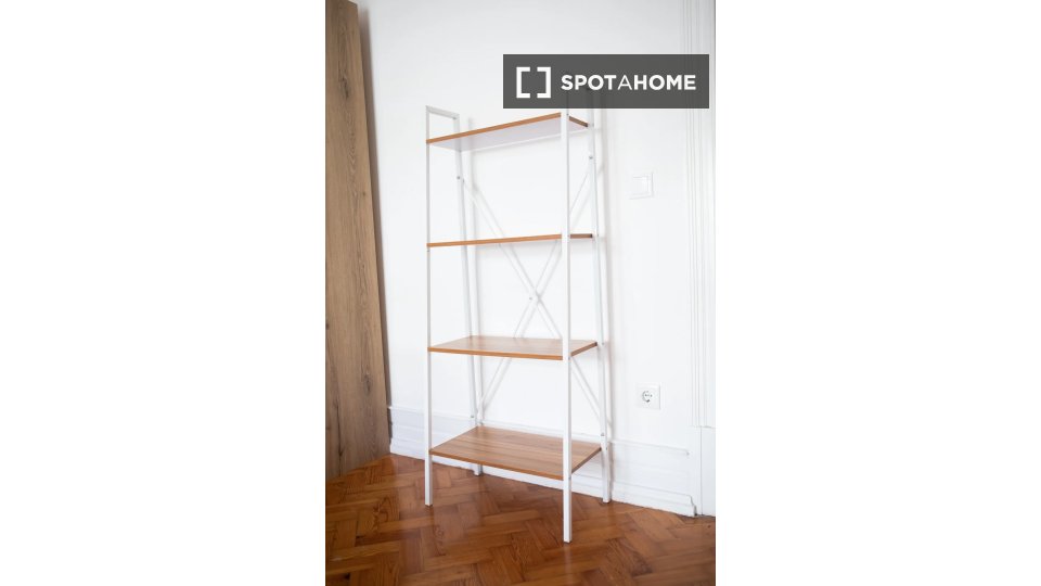Double room Lisbon, 9 beds — photo 4