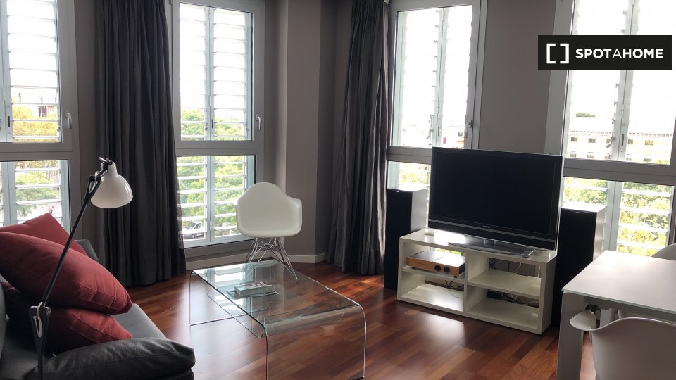 Apartment Barcelona, 2 beds, 75m² — photo 1