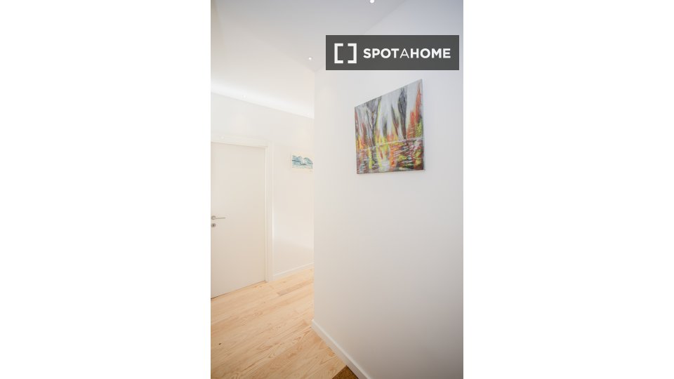 Apartment Porto, 1 bed, 52m² — photo 2