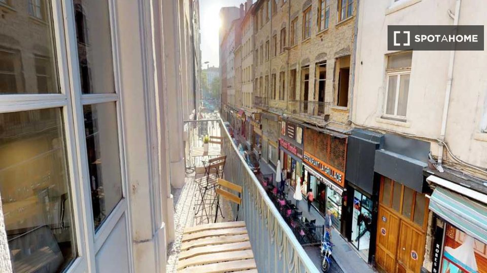 Double room Lyon, 4 beds, 80m² — photo 5