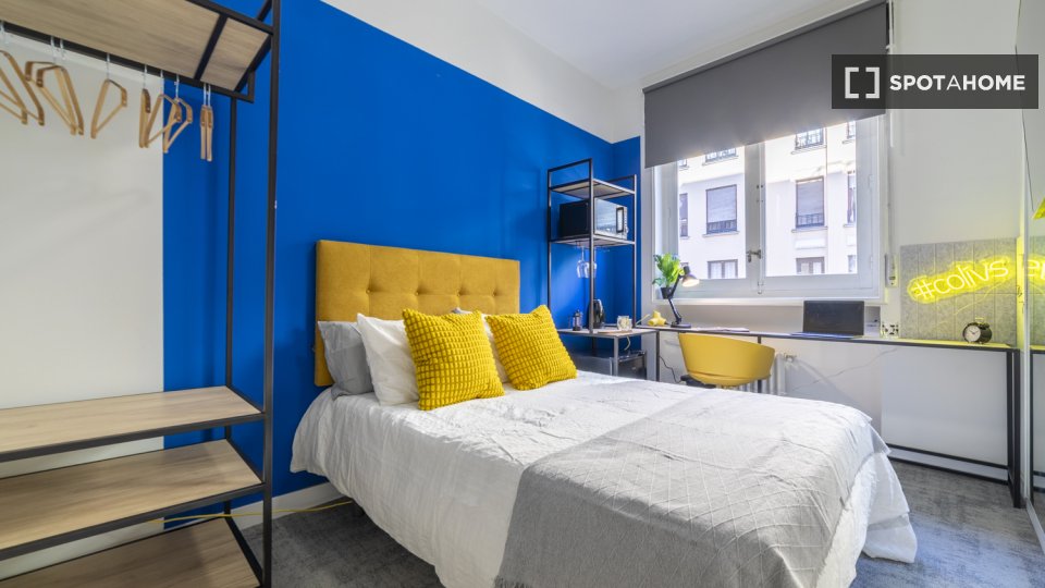 Double room Madrid, 10 beds, 162m² — photo 1