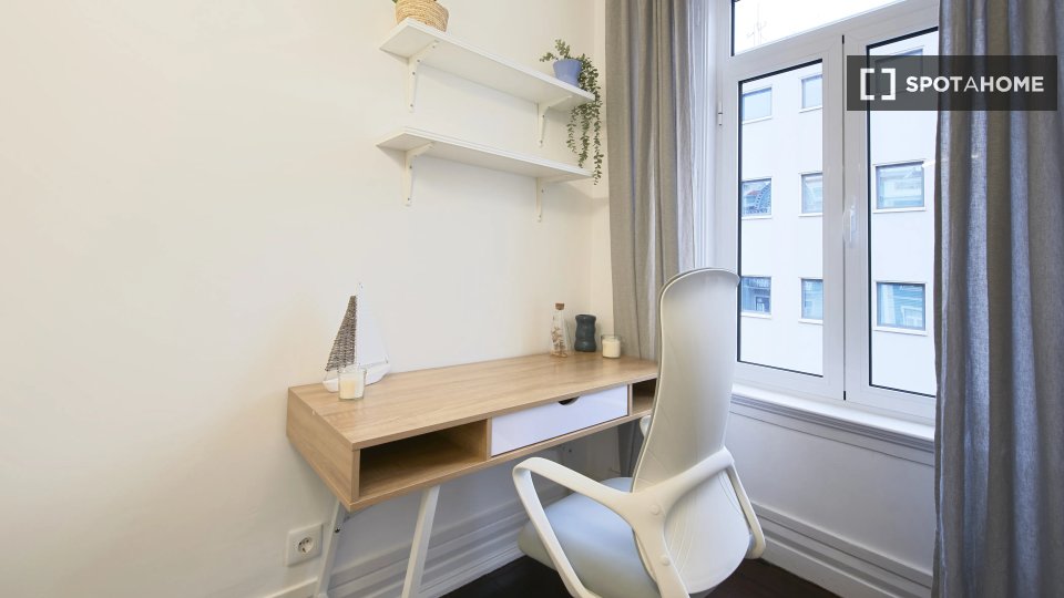 Double room Lisbon, 7 beds — photo 2