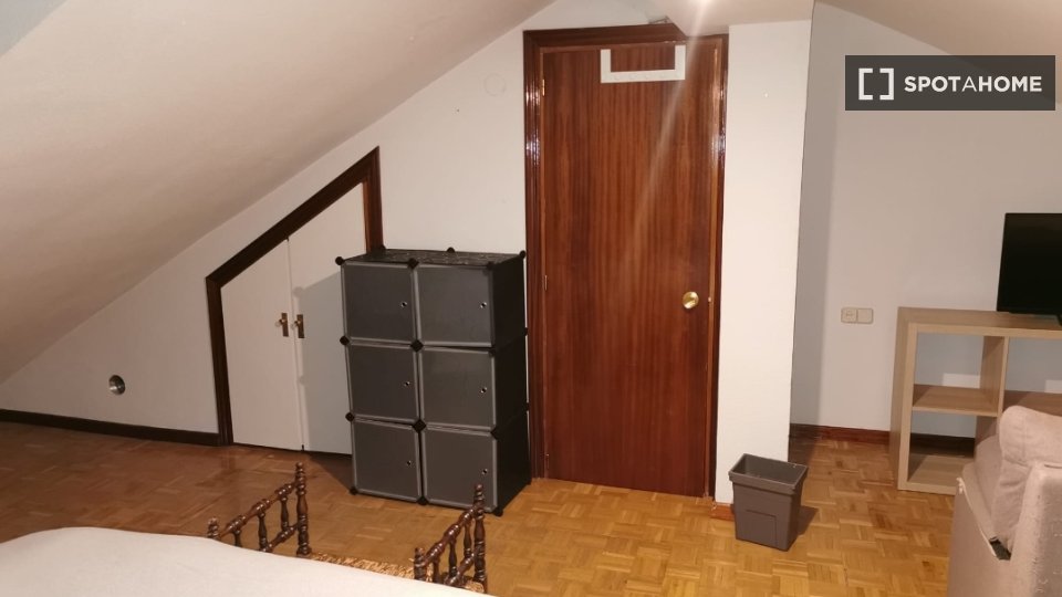 Double room Madrid, 4 beds, 80m² — photo 7
