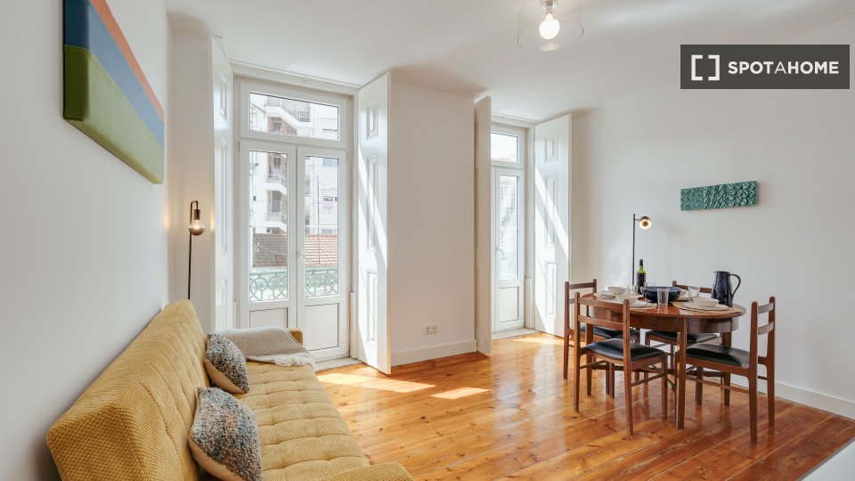 Apartment Lisbon, 1 bed, 65m² — photo 6