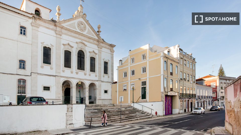 Apartment Lisbon, 1 bed — photo 6