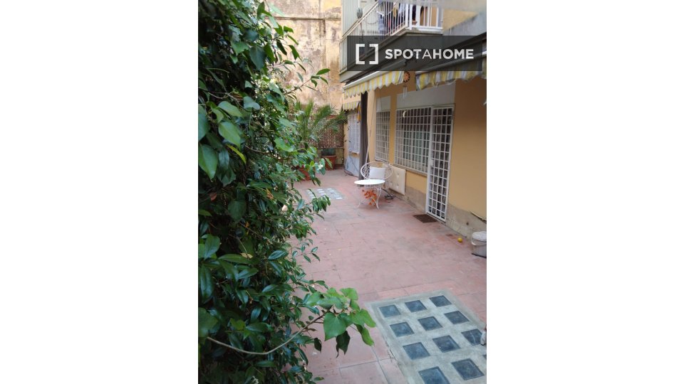 Apartment Rome, 1 bed — photo 19
